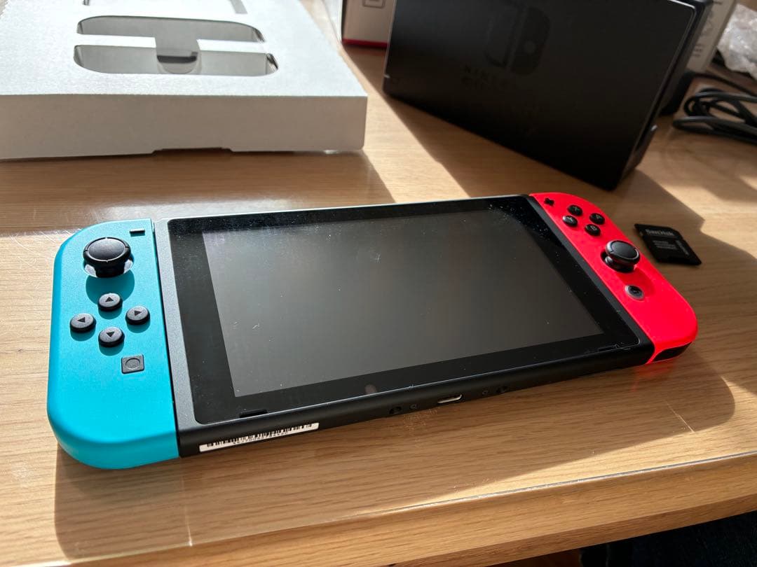 Nintendo Switch 本体 +プロコン+マイクロSD 32GB