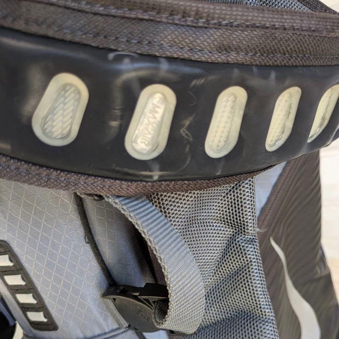 NIKE AIR HYBRID スタンド式キャディバッグ【14分割口】