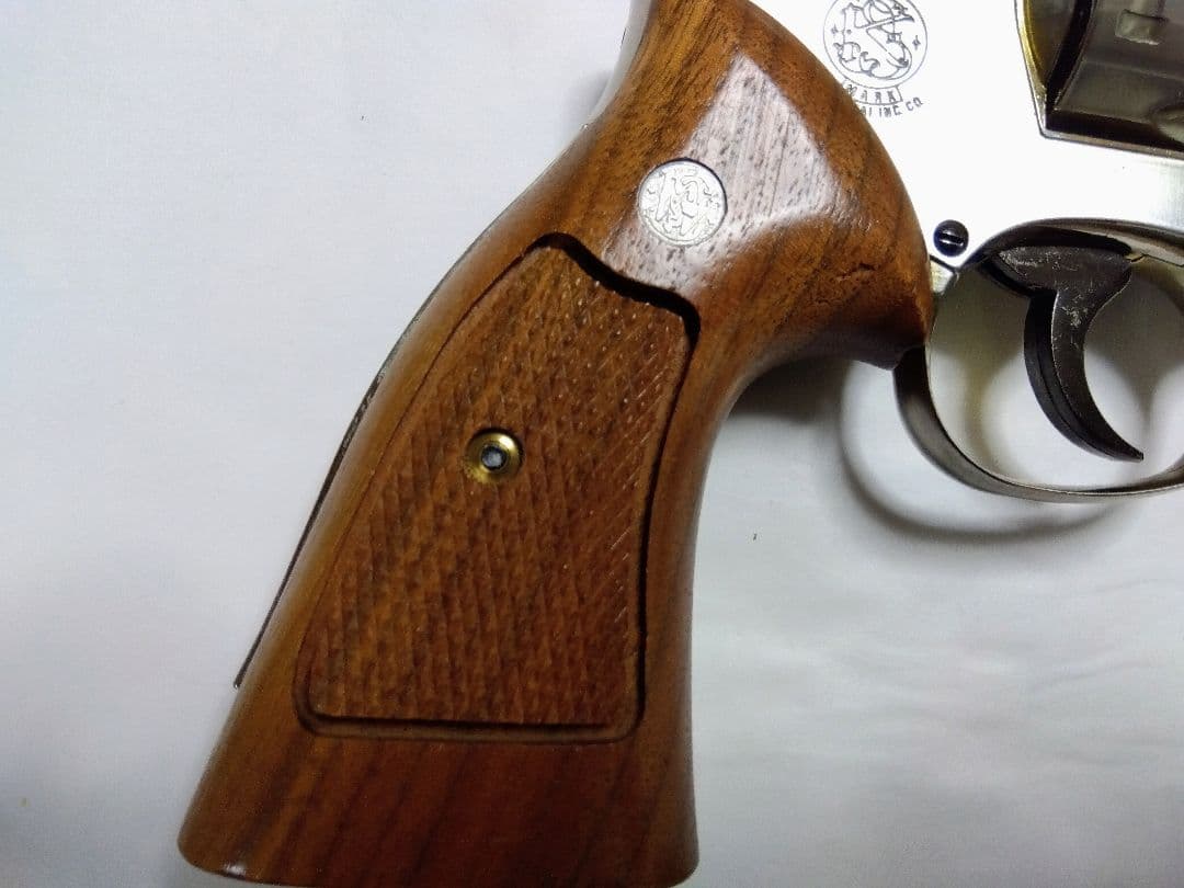 コクサイ S&W COMBAT MAGNUM 357リボルバー 金属製