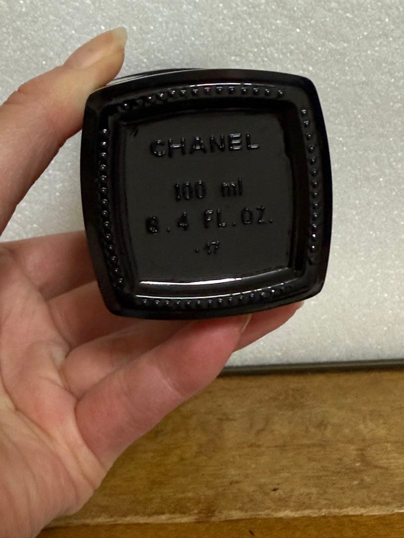 CHANEL ANTAEUS POUR HOMME 100ml蓋が割れた