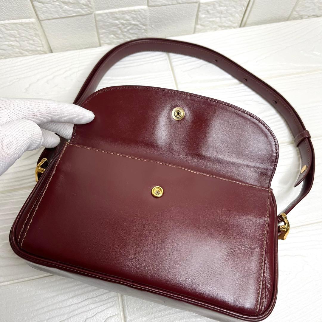 ✨上美品✨☘️Cartier☘️✨ショルダーバッグ✨肩掛け✨マストライン✨ボルドー✨