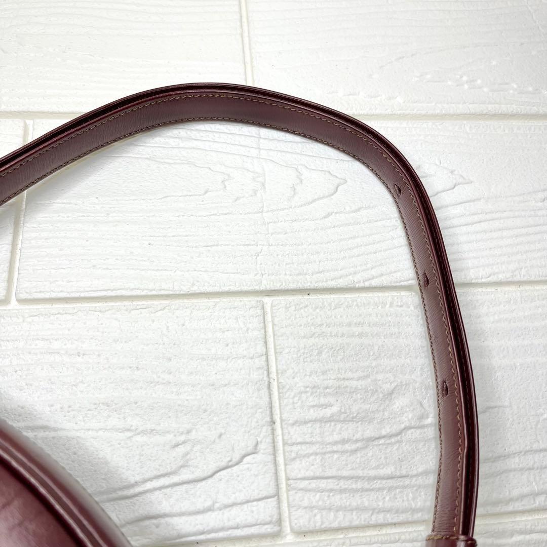 ✨上美品✨☘️Cartier☘️✨ショルダーバッグ✨肩掛け✨マストライン✨ボルドー✨