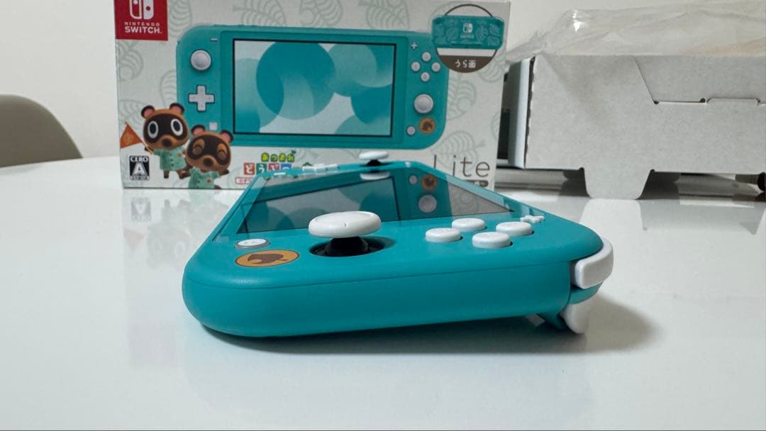 Nintendo Switch Lite 　まめきち＆つぶきちアロハ柄