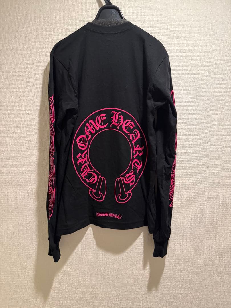 即完売品☆CHROME HEARTS ブラック× ネオンピンク ロンT Sサイズ