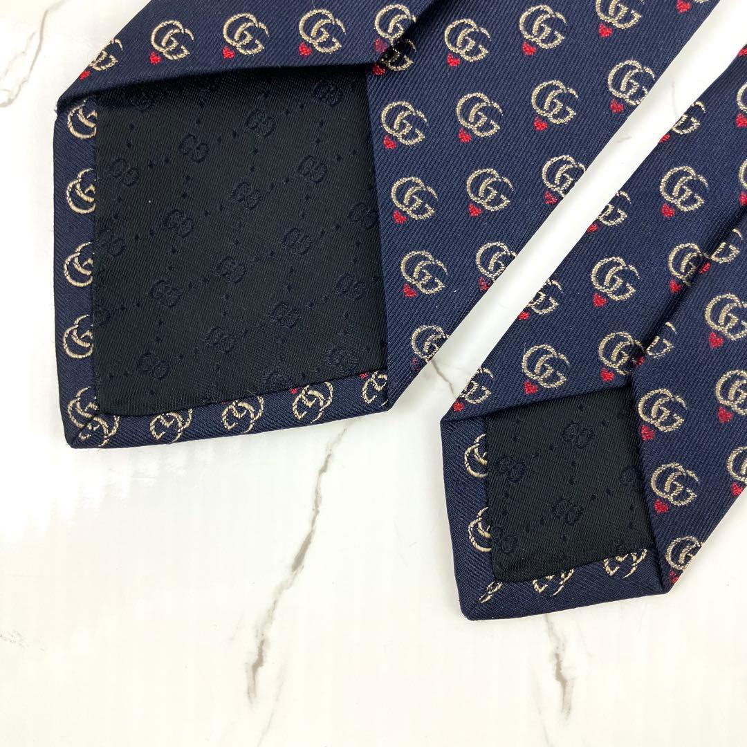 現行　グッチ　ネクタイ　GGマーモント　ダブルG ハート　ネイビー