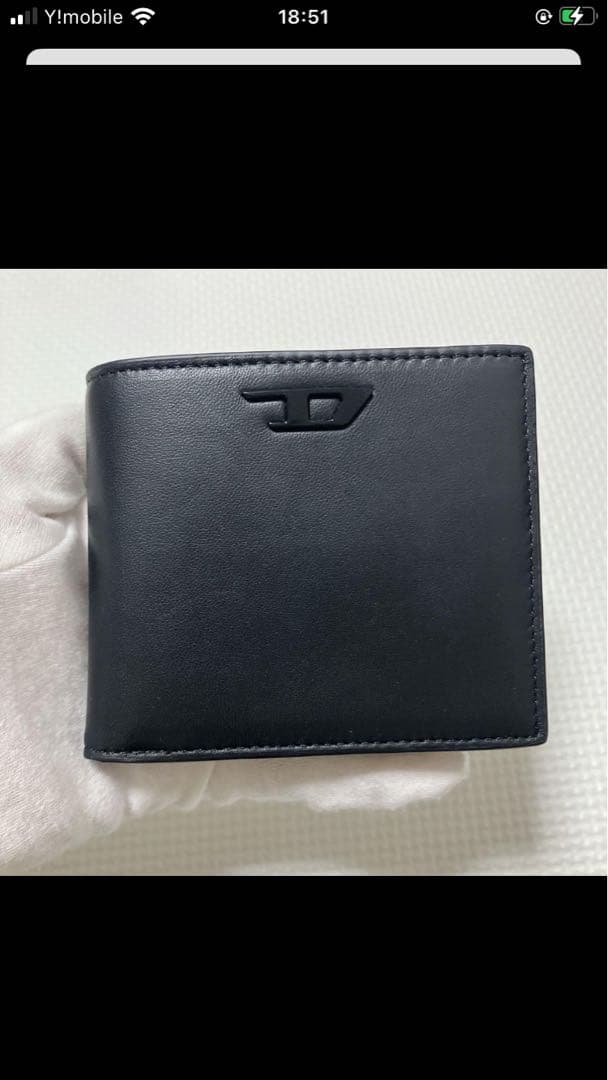 未使用　DIESELディーゼル レザー二つ折り財布　ブラック　黒　「D」ロゴ