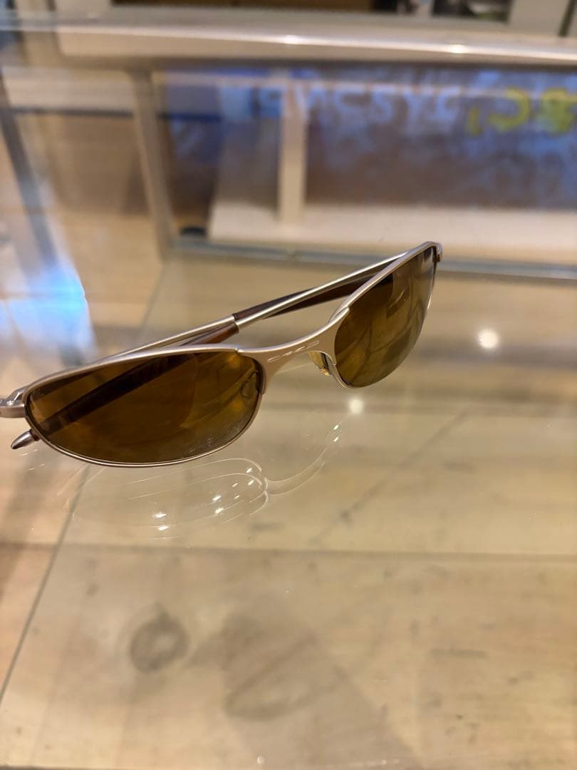 オークリー（OAKLEY）ヴィンテージモデル「A-WIRE」　(廃盤)