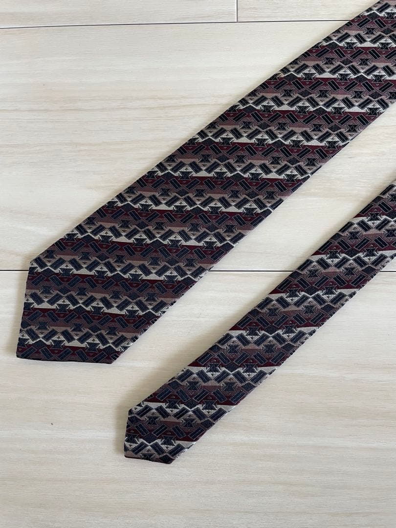 【美品】コムデギャルソン ネクタイ