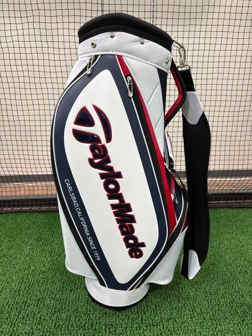 未使用新品　テーラーメイド　トゥルーライト　キャディバッグ