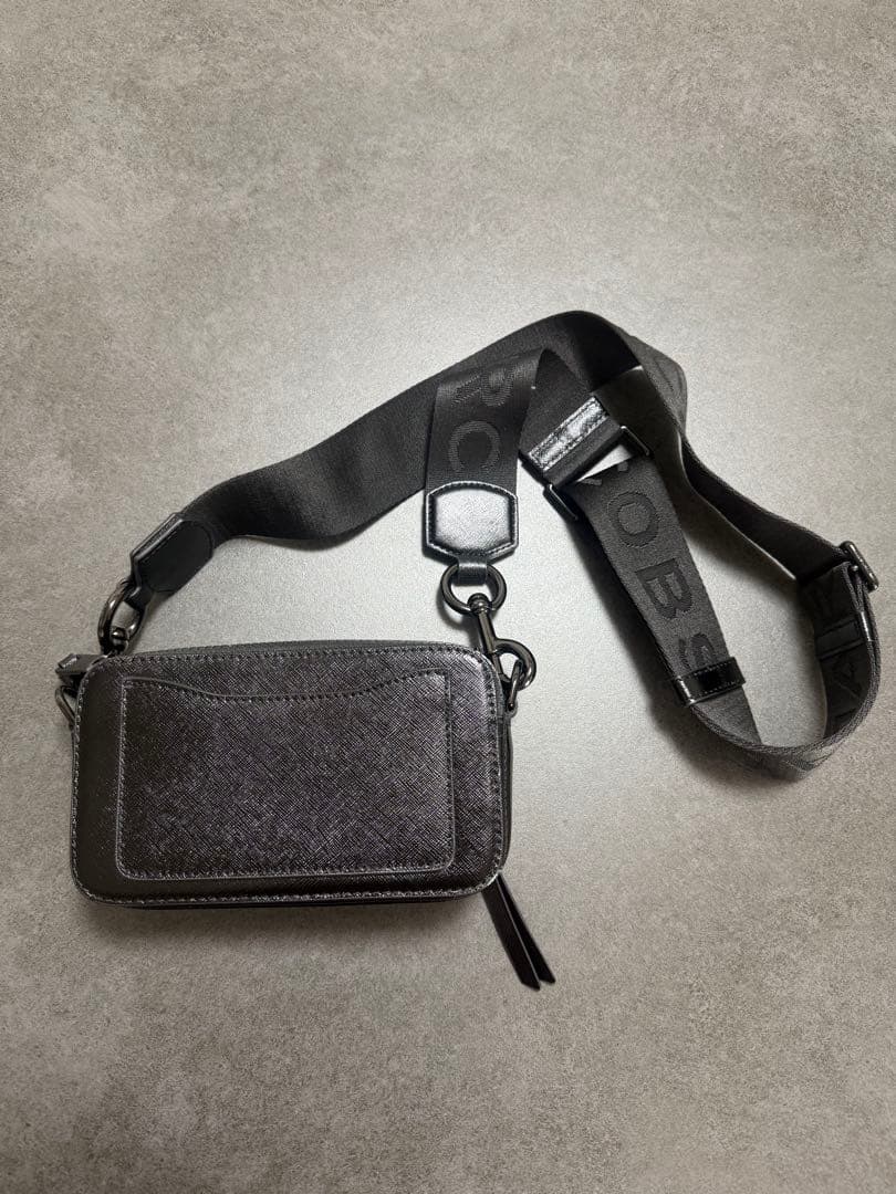 Marc Jacobs ショルダーバッグ ブラック　マークジェイコブス　黒