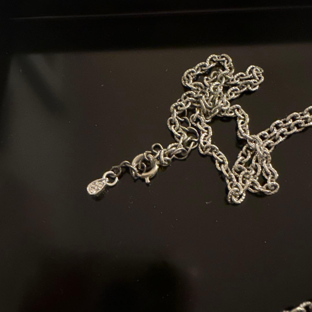 フォクシー花モチーフ ロングネックレス、ブローチ