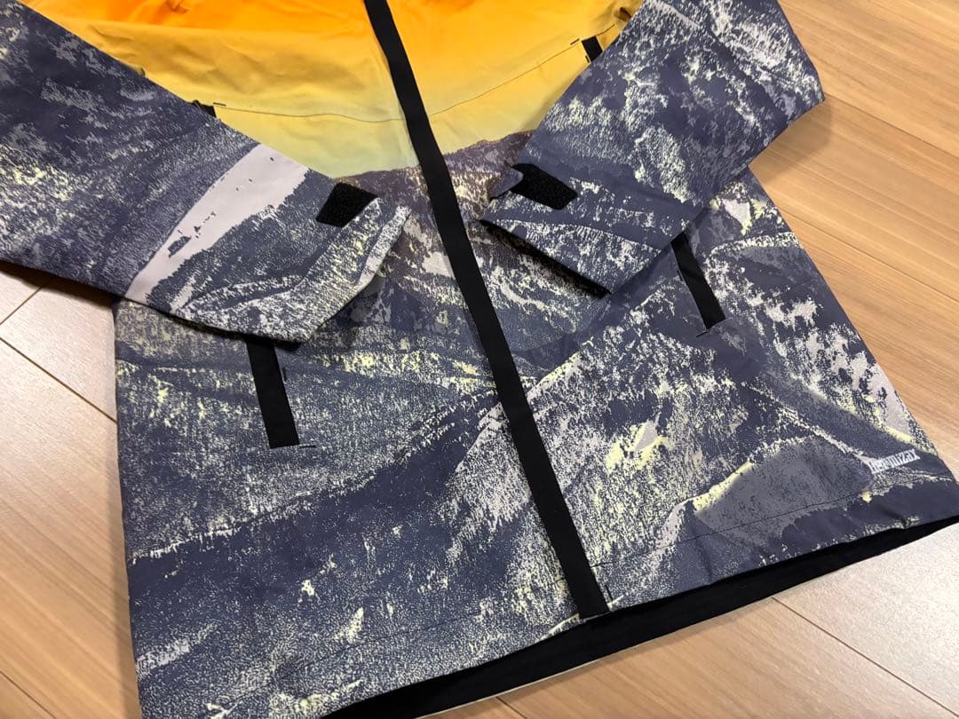 ★コラボ限定・定価7万・美品★お洒落　デサント　スキーウエア SAJ デモ技術選