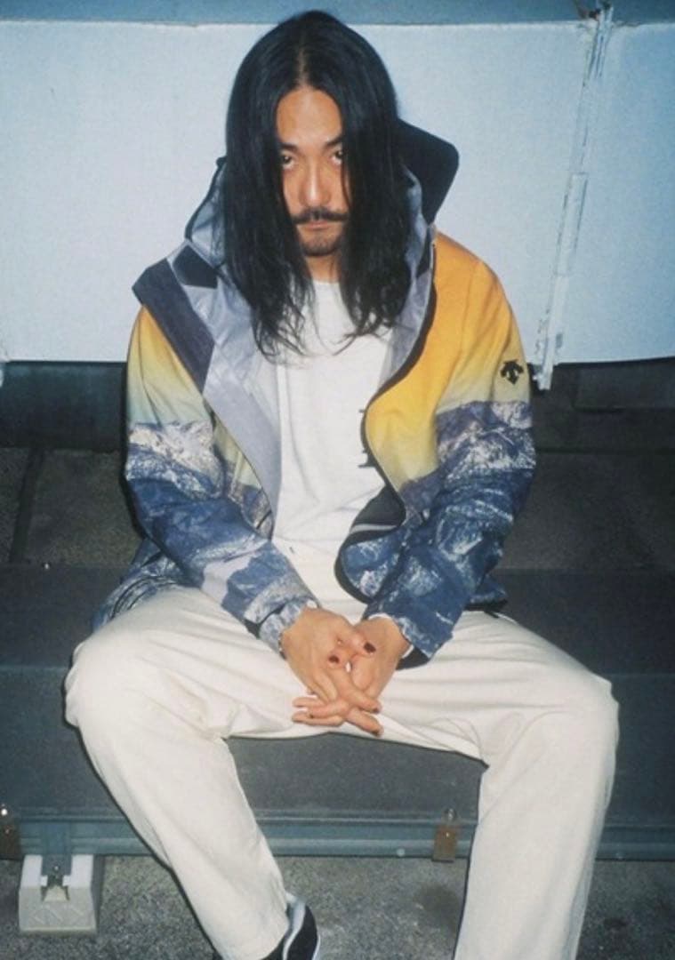 ★コラボ限定・定価7万・美品★お洒落　デサント　スキーウエア SAJ デモ技術選