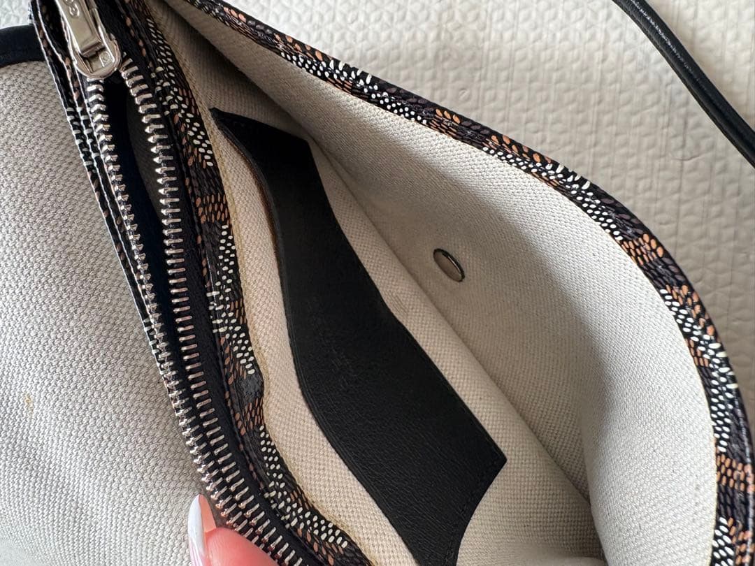 goyard プリュメ　ポーチウォレット　ブラック