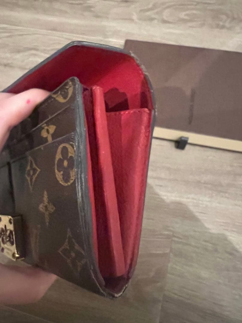 Louis Vuitton 長財布 黒/赤