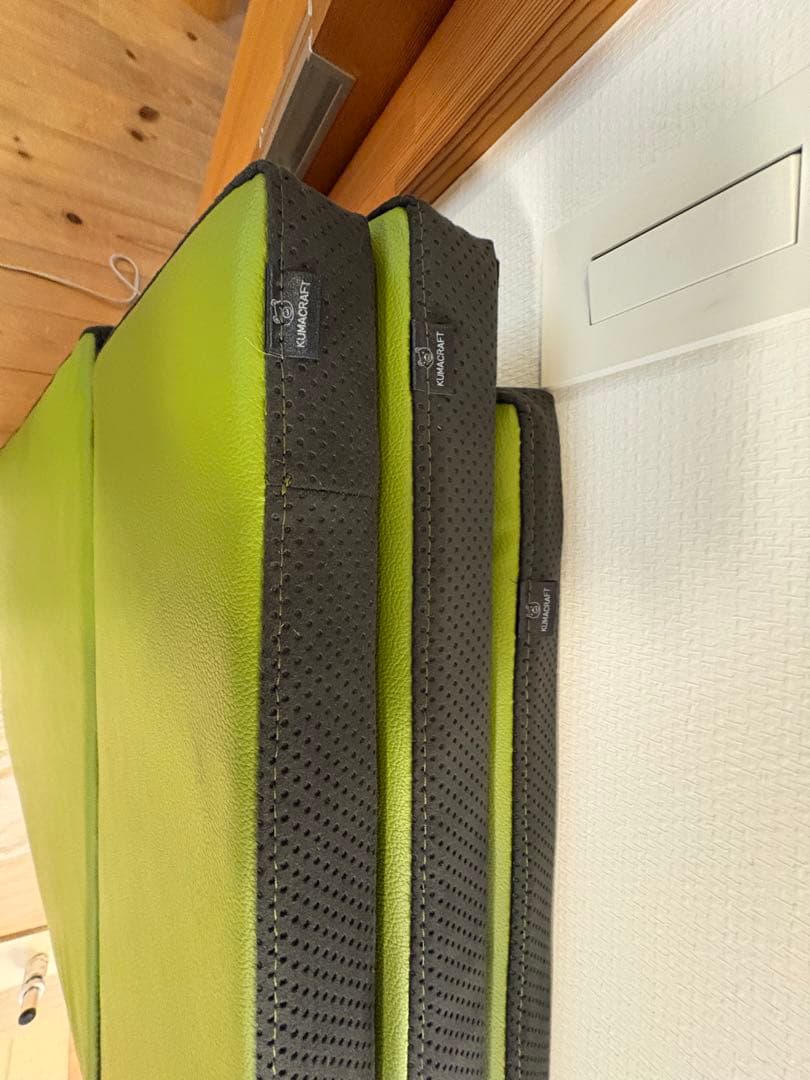 デリカD5専用ベッドキットの天板　オリーブ色