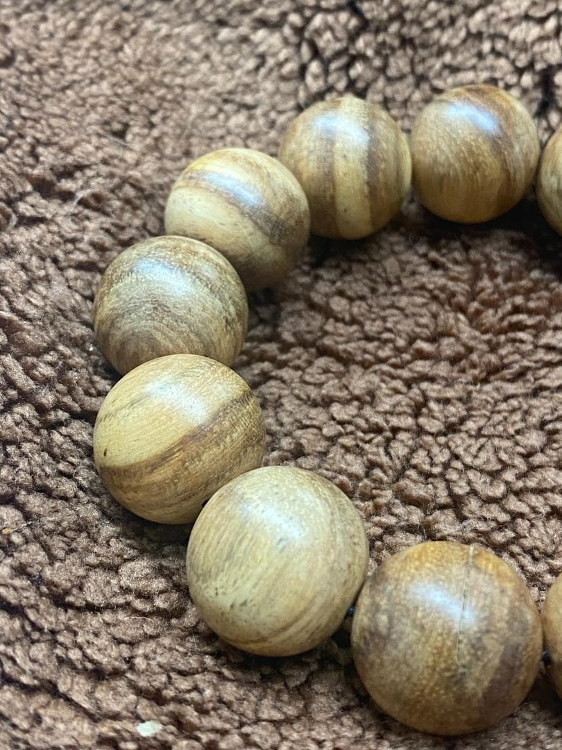 【天然木の風合い】木目が美しい 木珠ブレスレット