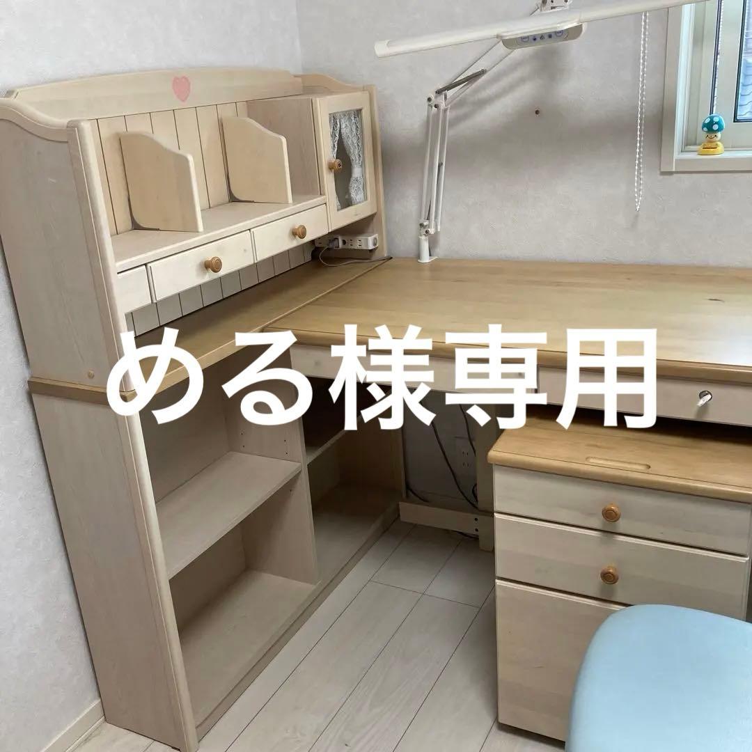 引き取り希望　コイズミ　学習机、椅子