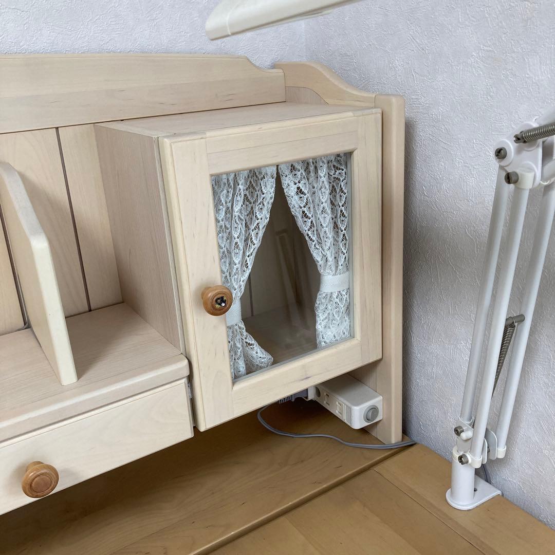 引き取り希望　コイズミ　学習机、椅子