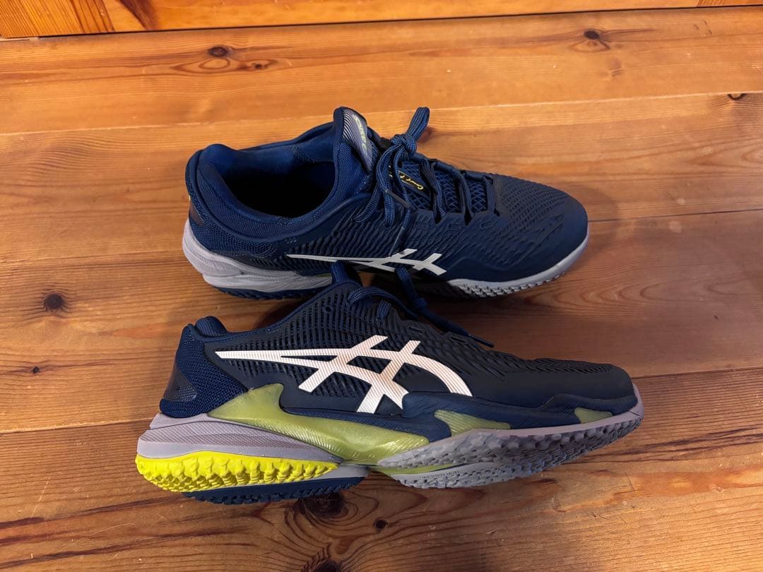 Minyanアシックス　コートFF3 OC 26.0センチ