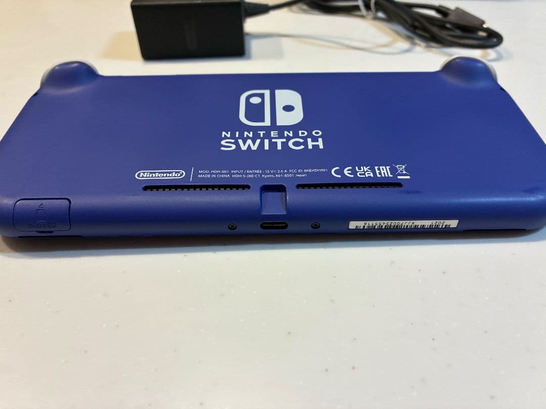 Nintendo Switch Lite 本体　美品