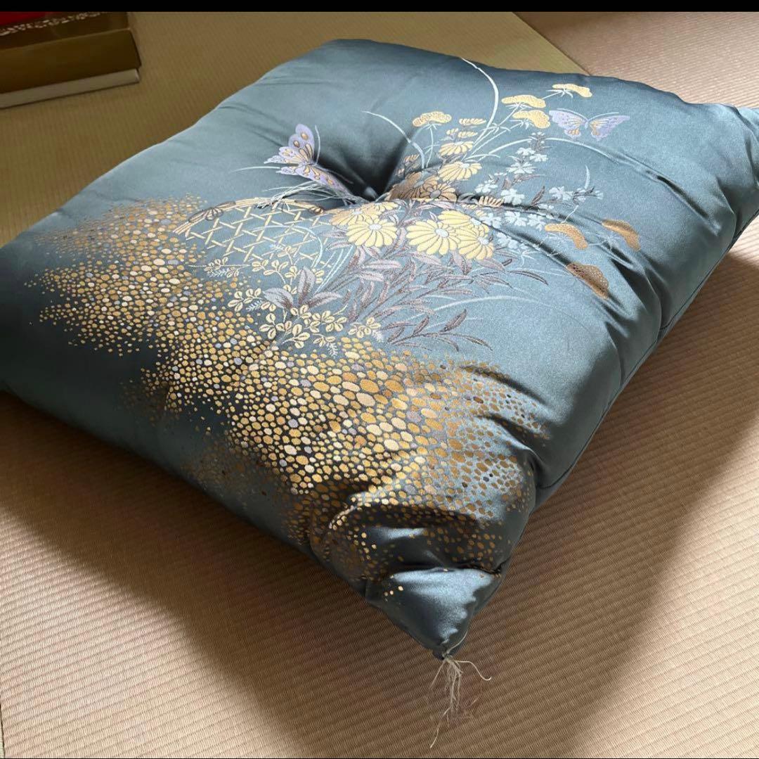 好評につき、高級　和座布団　60センチ角５枚セット