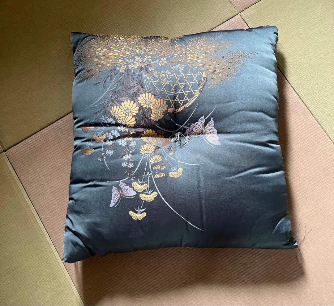 好評につき、高級　和座布団　60センチ角５枚セット