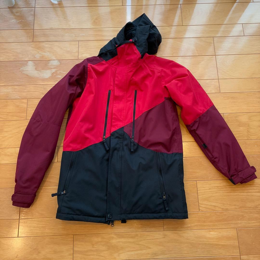 お値下げしました！686スノーボードウエア上下　赤黒 US Sサイズ