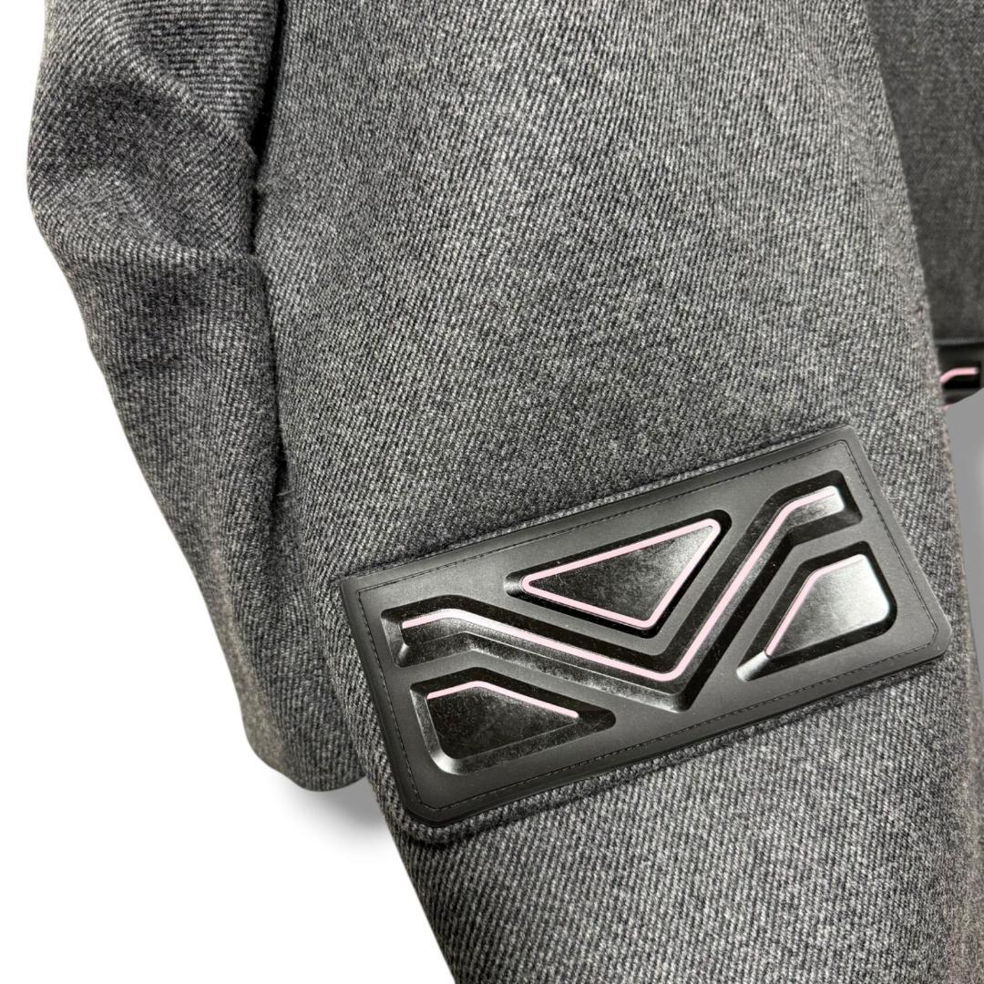 未使用に近い PRADA 贅沢三角ロゴプレート オーバーサイズ ウールコート