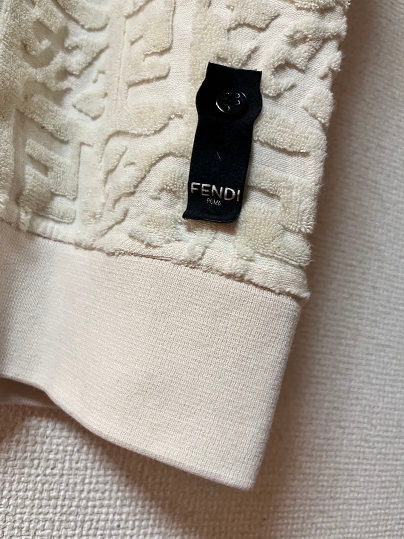 FENDI アイボリー ポロシャツ