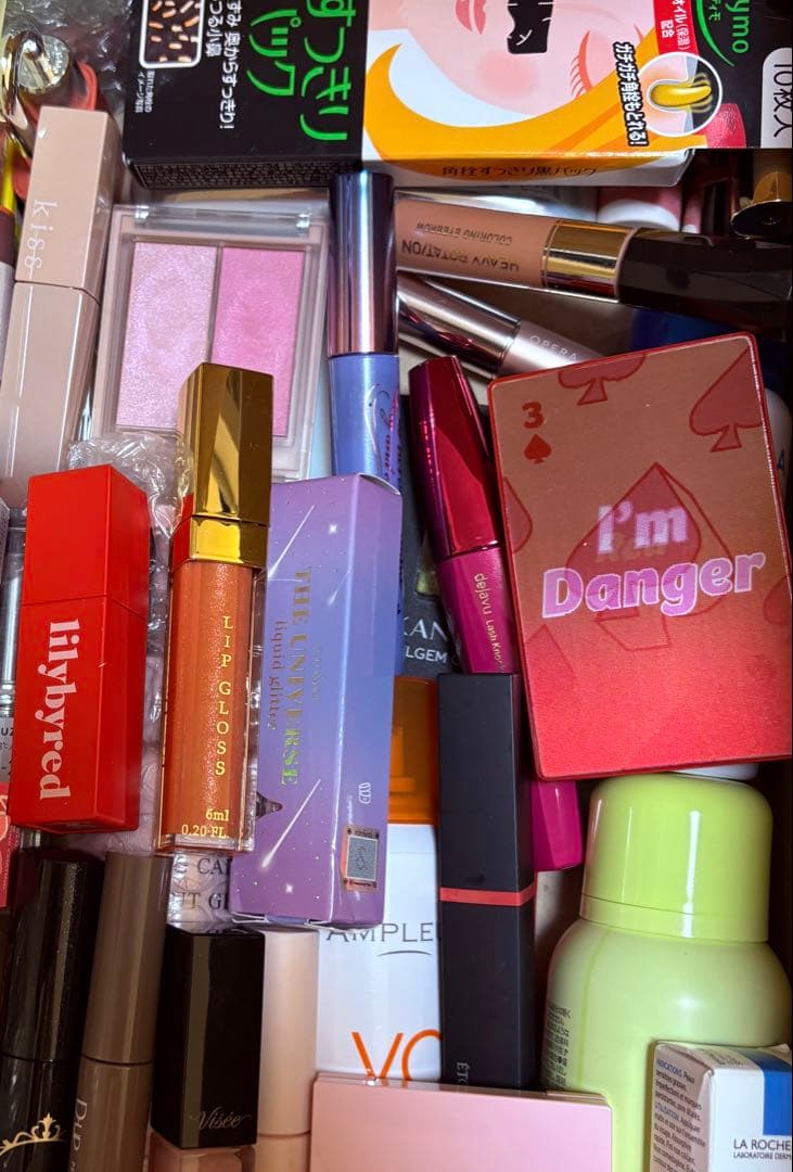 コスメまとめ売り　プチプラ　韓国　デパコス