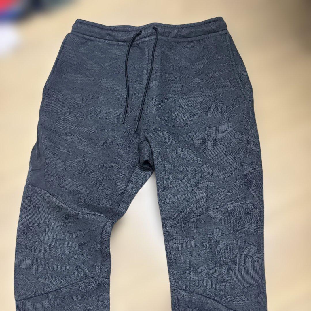 テックフリース　NIKE セットアップ　美品　カモフラ　迷彩