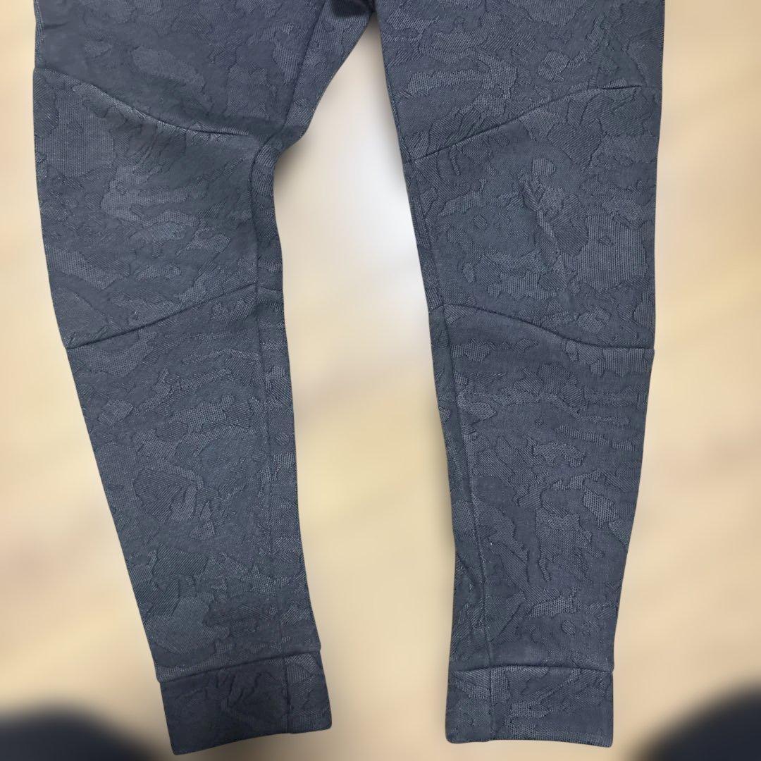 テックフリース　NIKE セットアップ　美品　カモフラ　迷彩