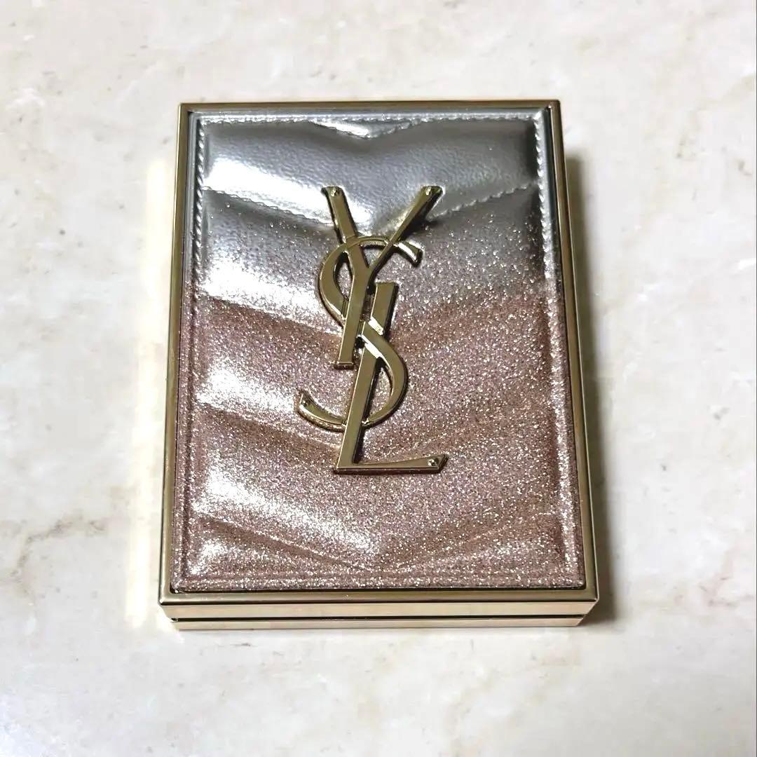 イヴ・サンローラン　YSL クチュールミニクラッチ　126 スパークリングラスト
