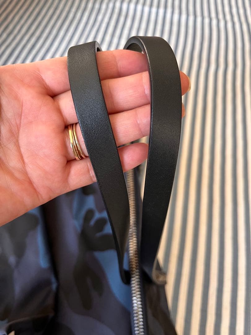 VALENTINO迷彩柄トートバッグ