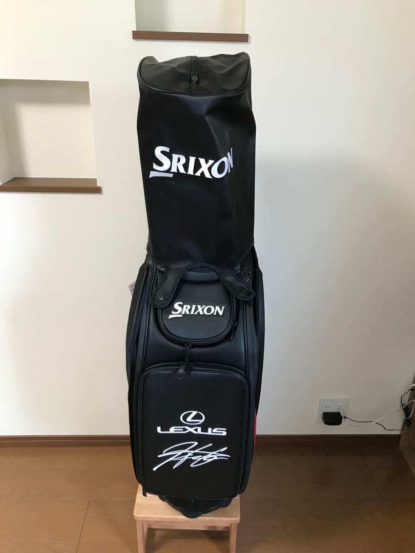 松山英樹　キャディバッグ スリクソン レクサス「傘・キャップ」　3点セット