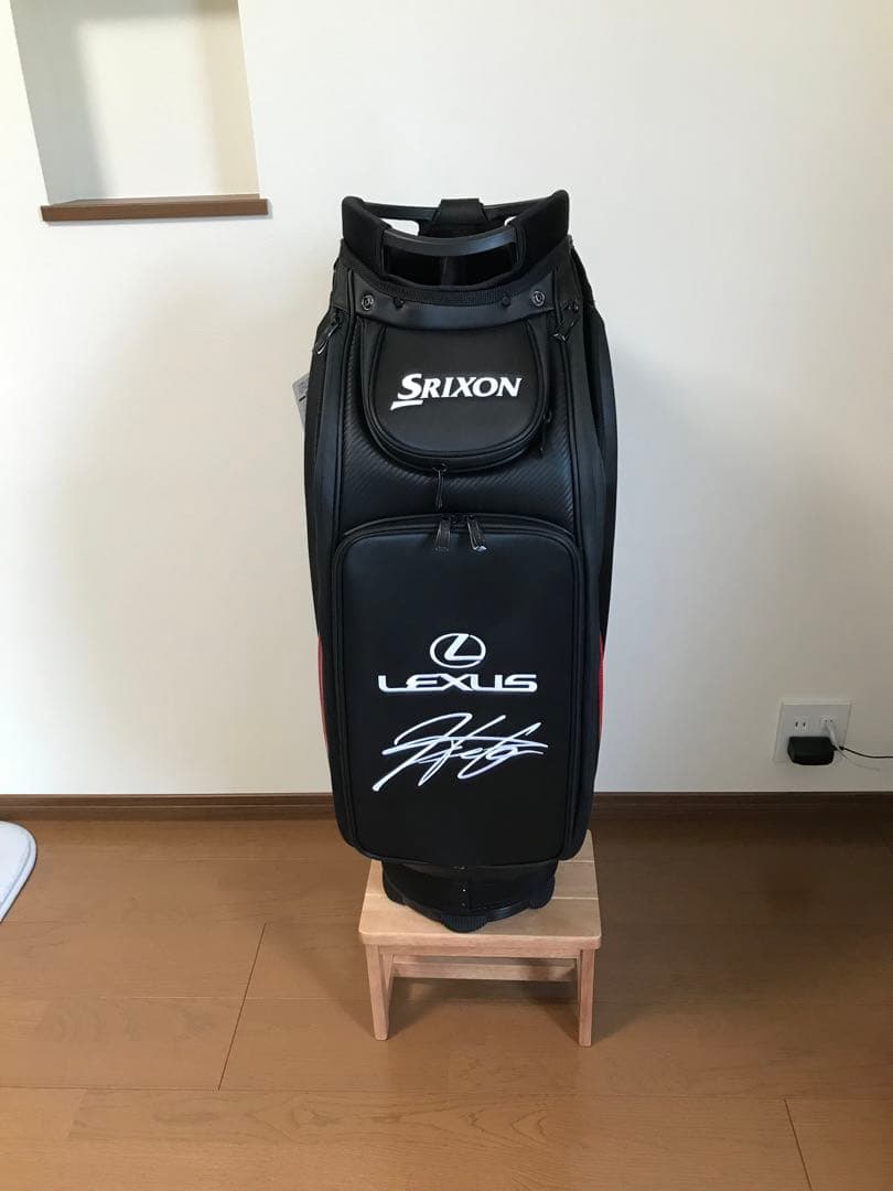 松山英樹　キャディバッグ スリクソン レクサス「傘・キャップ」　3点セット