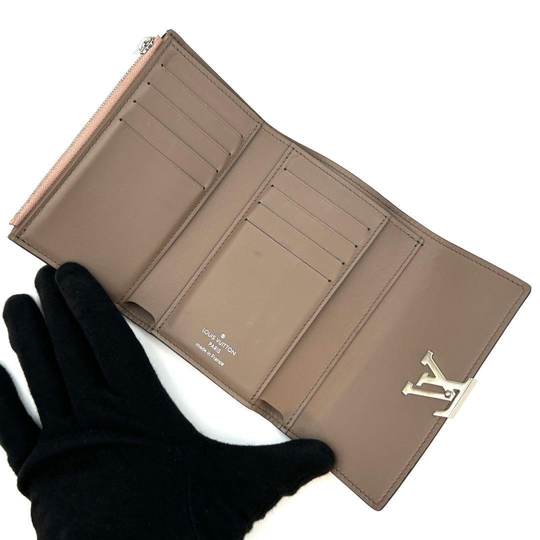 【美品】ルイヴィトン カプシーヌコンパクト 三つ折財布 レディース ピンク