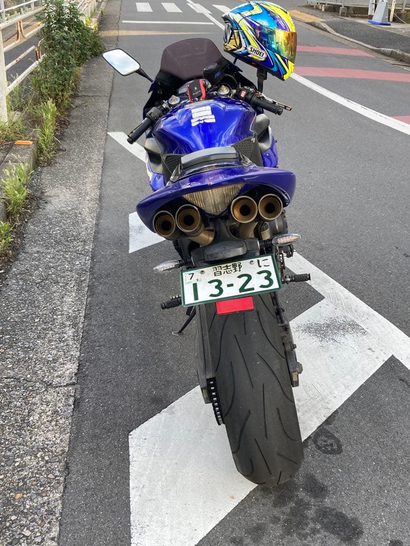 2004〜2006年5vy 4本出しマフラー