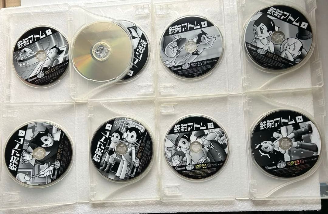 鉄腕アトム DVD BOX(全話36枚組)+ロマンアルバム付