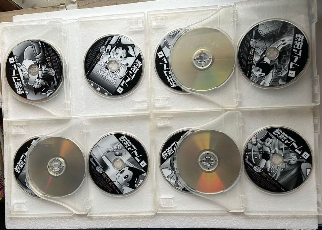 鉄腕アトム DVD BOX(全話36枚組)+ロマンアルバム付