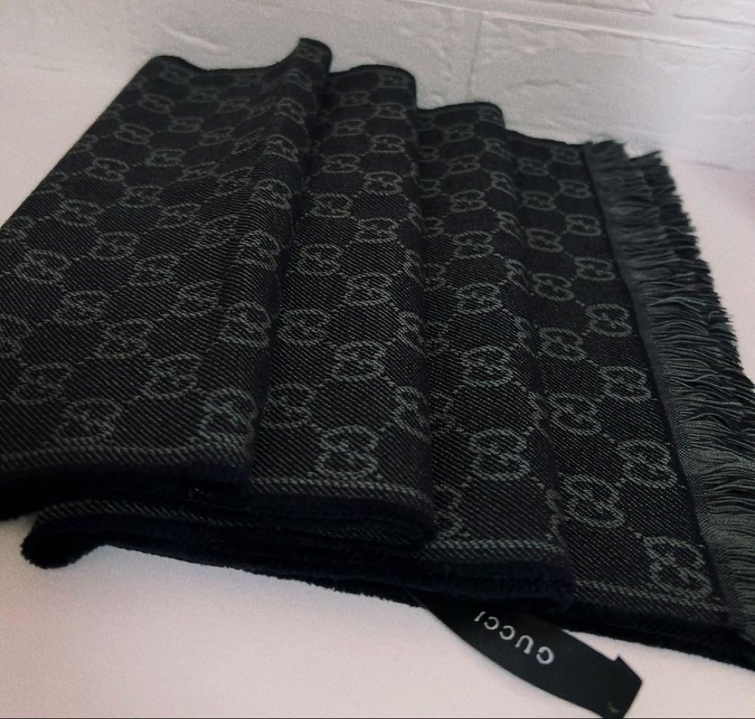 グッチ　GUCCI マフラー　GGマーク　ブラック×グレー