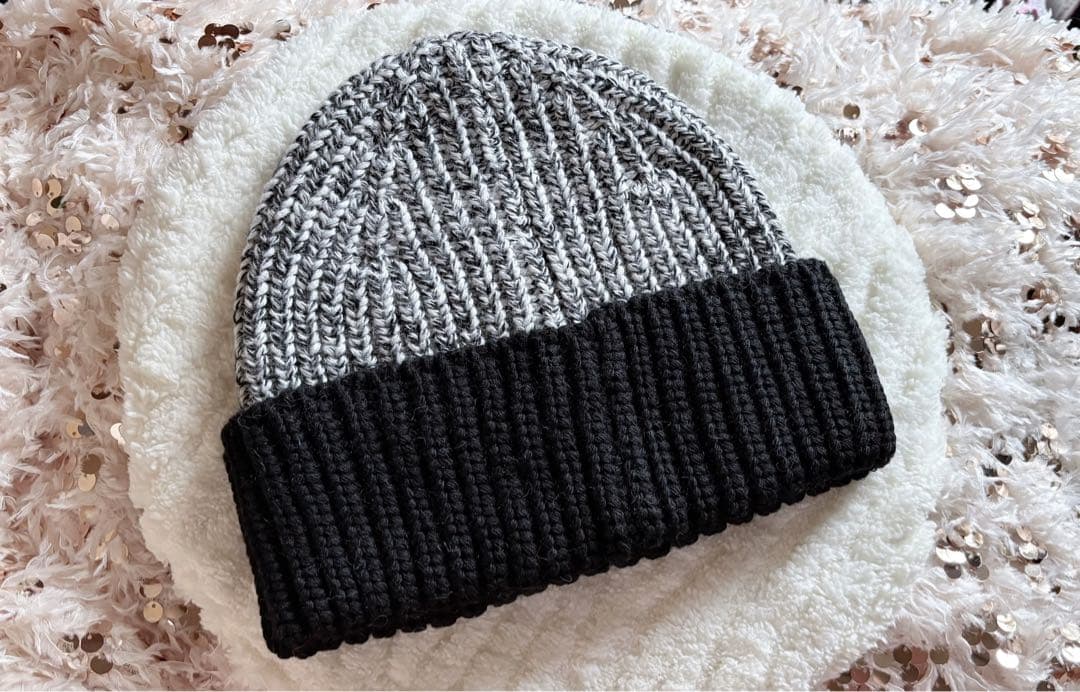 CHANEL シャネル ★ ニット帽 ビーニー 2024FW 白黒ミックス
