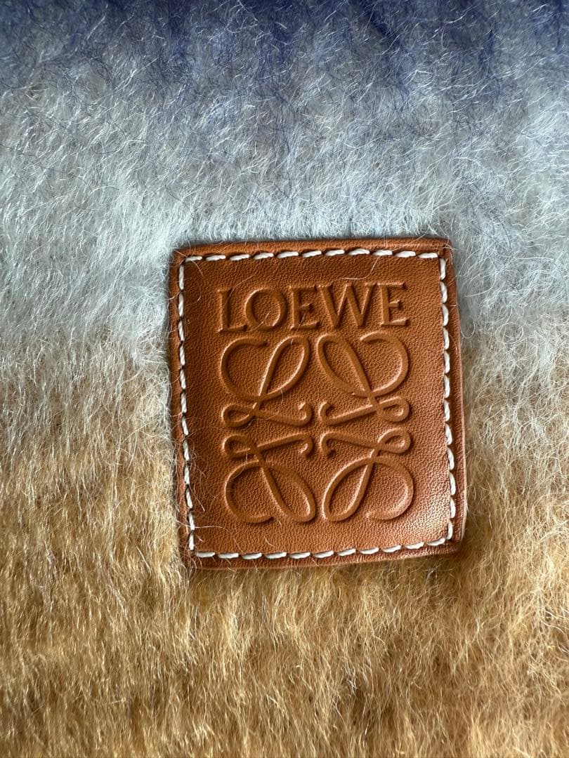 【新品未使用】LOEWE ストライプ マフラー