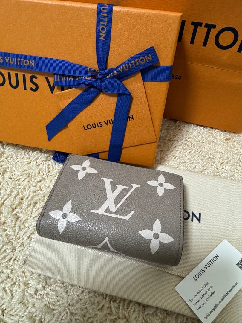 LOUIS VUITTON ルイ ヴィトン M82370