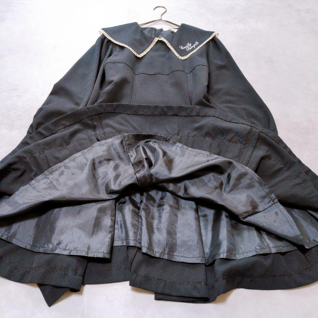 希少✨️ Emily Temple 花刺繍レースワンピース ビッグカラー 黒