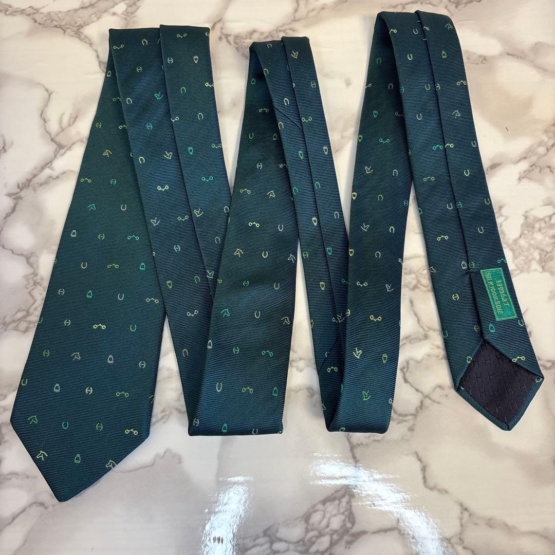【極美品✨】HERMES ネクタイ　ダークグリーン　深緑　ファソネ　馬蹄　鍵
