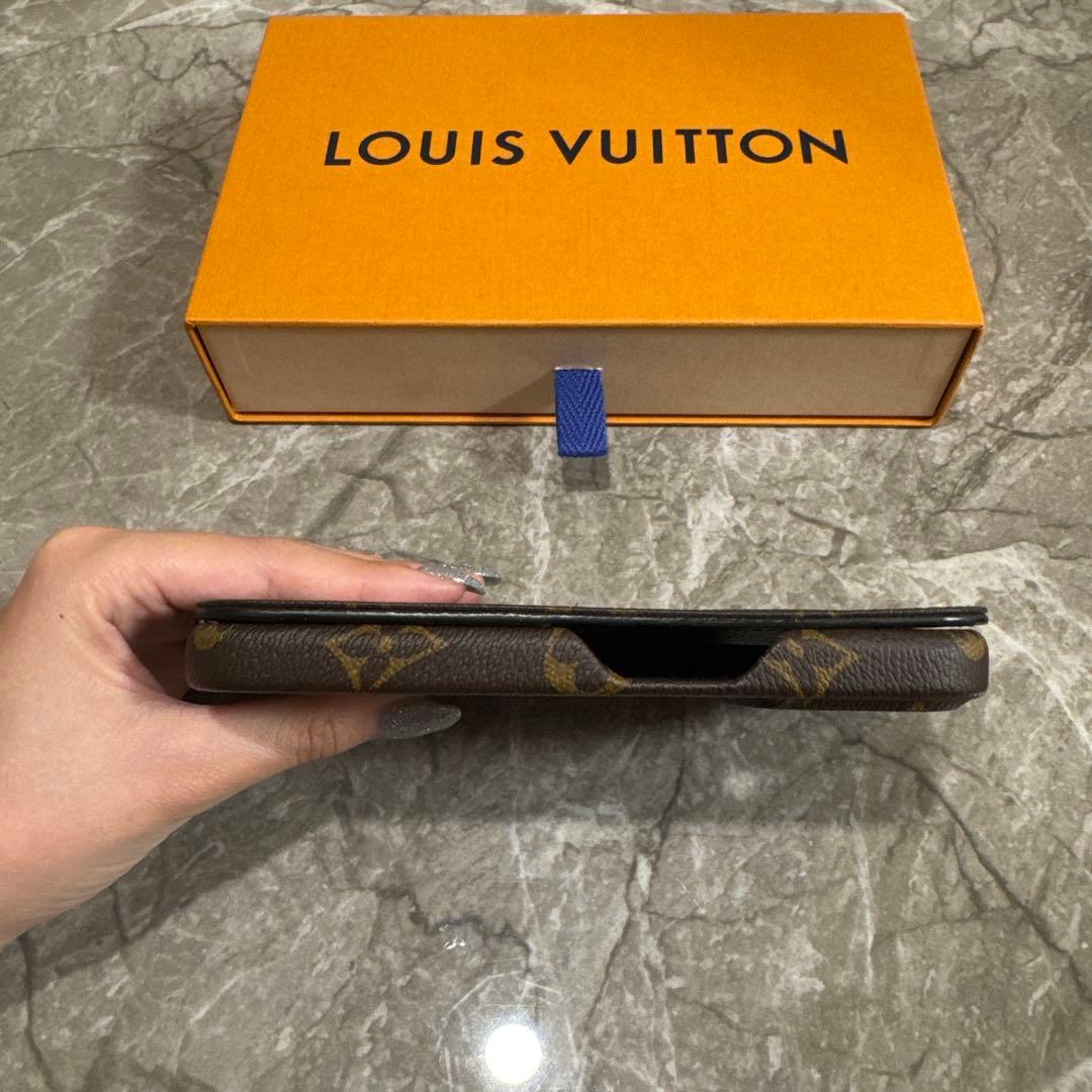 LOUIS VUITTON iPhone15proケース