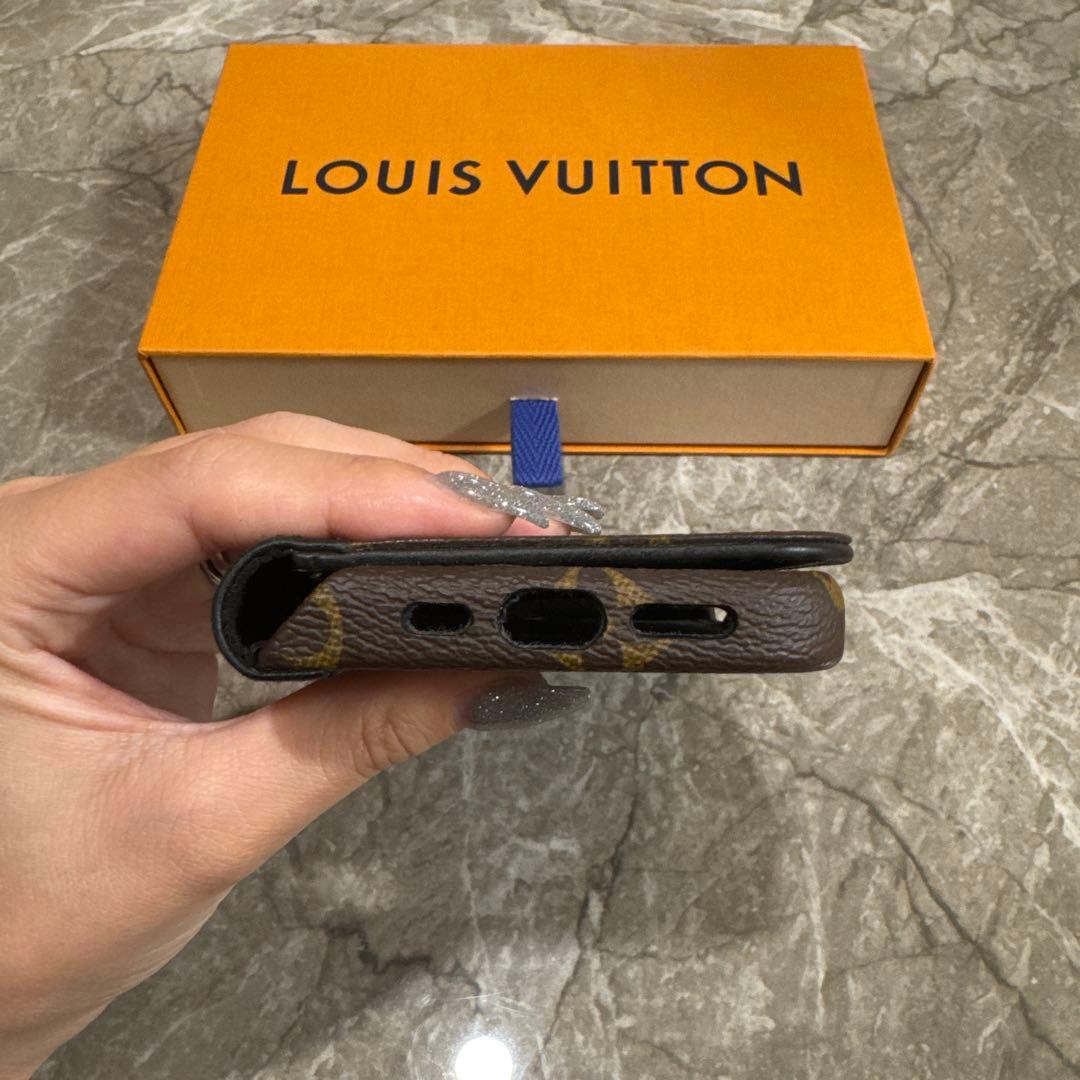 LOUIS VUITTON iPhone15proケース