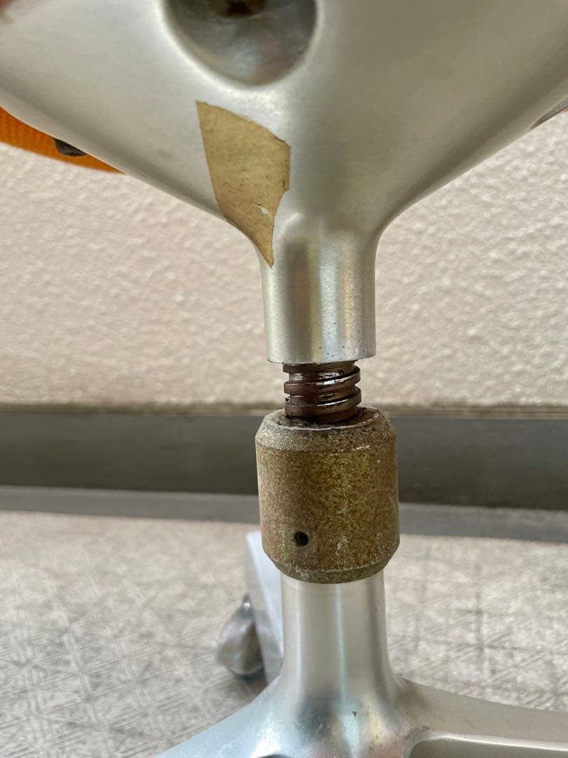 【aminato821】ビンテージ　希少　天童木工 剣持勇　カブト